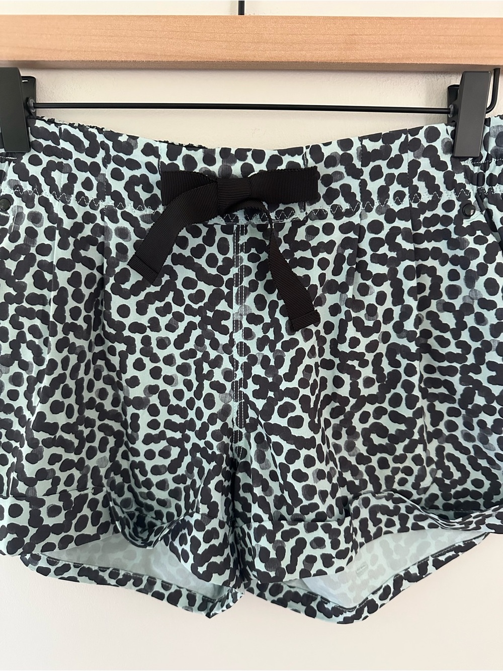 Lululemon Spring Break Away 3” Mint Green with Black Dot Print Drawstring Shorts - Picture 2 of 14